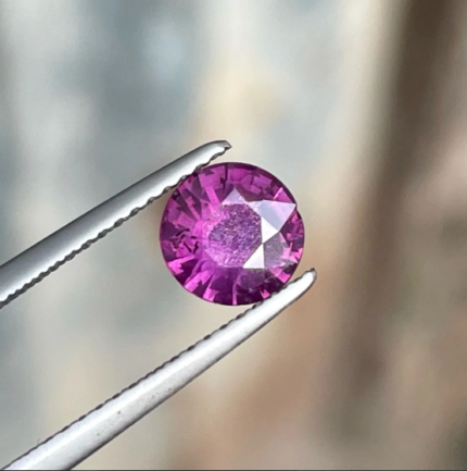 Pink Sapphire Gemstone