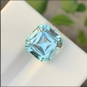  Natural Aquamarine 