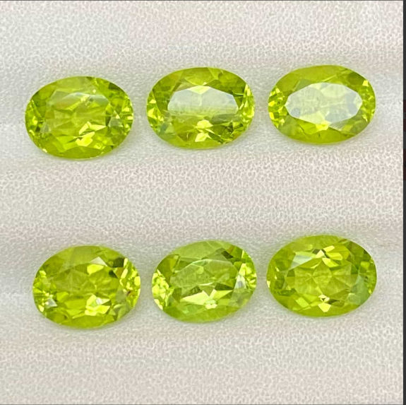 peridot August gemstone