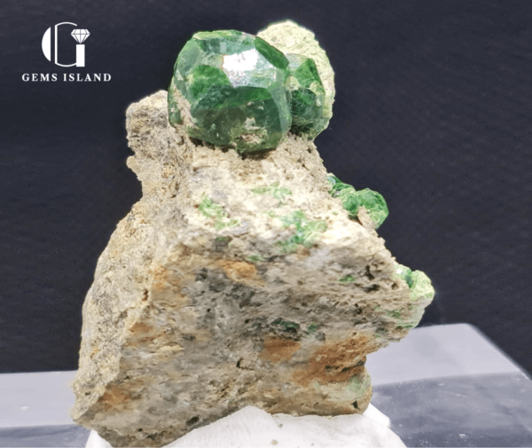 Beautiful diamontite garnet from turmik valley skardu, pakistan